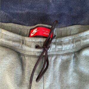 Nike Green Jogger Sweatpants